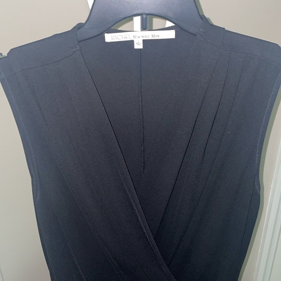 Black dress - Picture 4 of 5